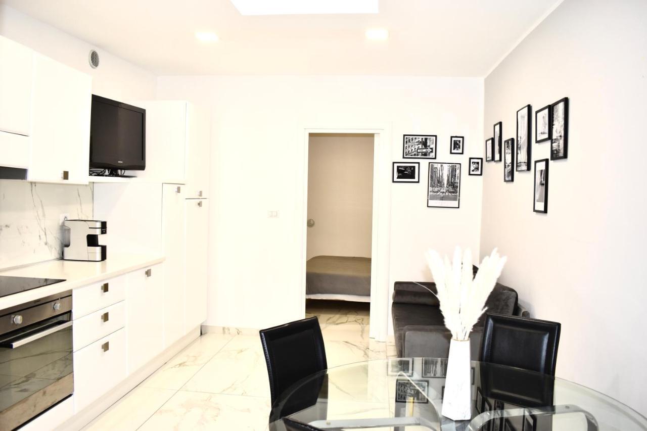 Chic House Apartment Bari Exterior photo