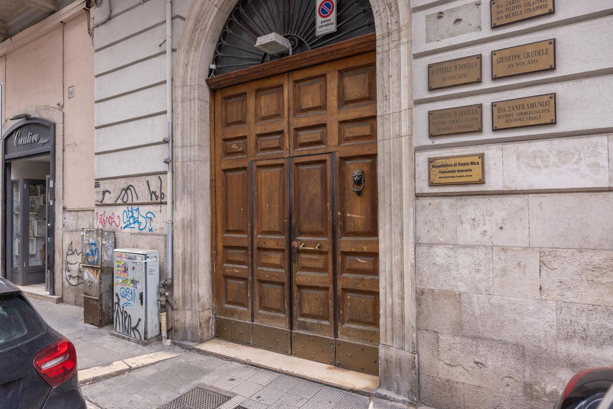 Chic House Apartment Bari Exterior photo